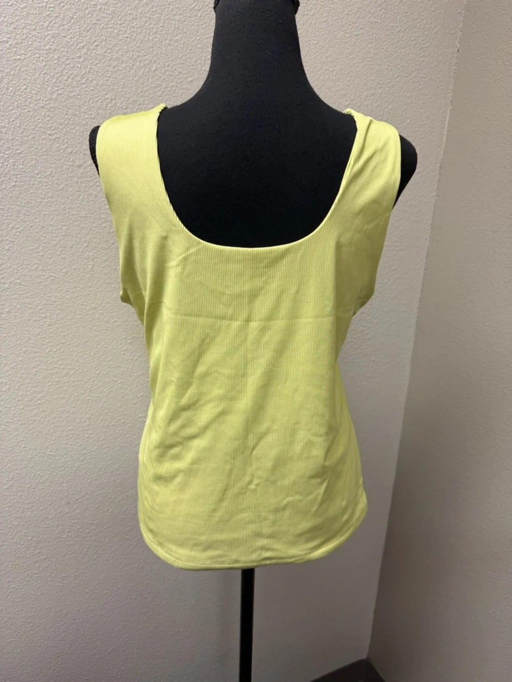 Tahari Lime Green Ribbed Tank Top XL Stretch Scoop Neck Summer Basic Chic - Picture 5 of 10